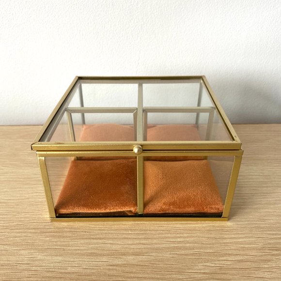 Glass Jewellery Box Gold - Picture 4 of 4